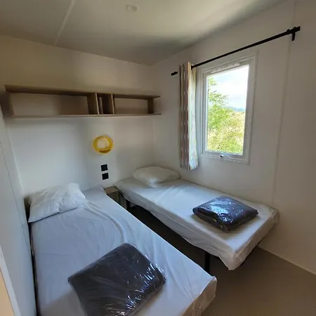 Camping Beaume Giraud Parque de Campismo *